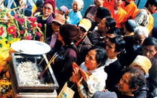Khai hội Yên Tử (Quảng Ninh): Khách hành hương tăng 2,5 lần